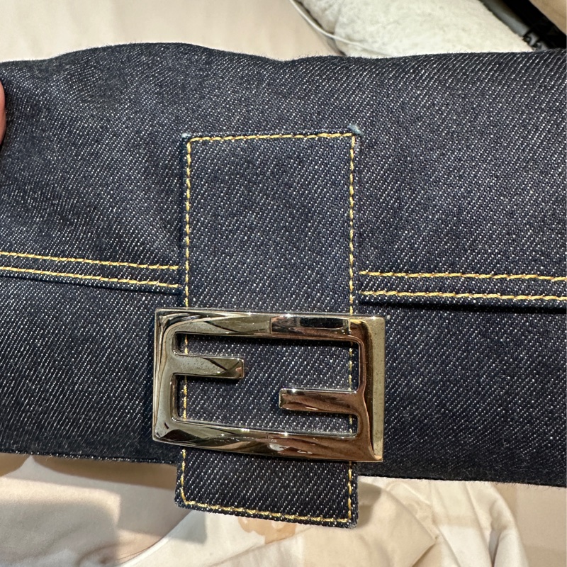 Fendi Baguette丹寧法棍包-10