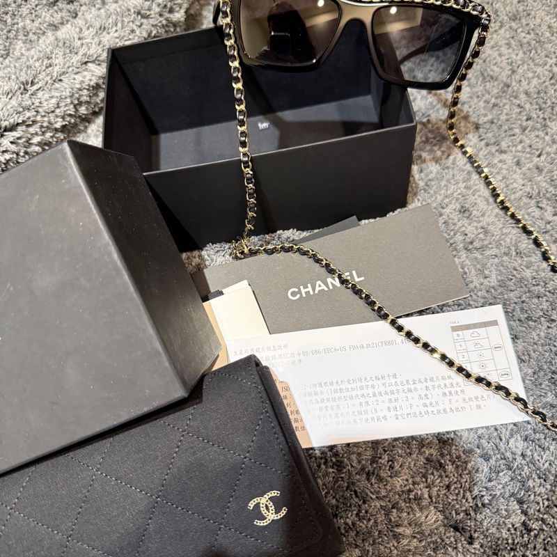 香奈兒鏈條墨鏡-9