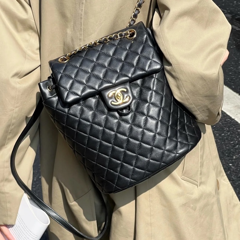 美到窒息🥹限量售出🈶購證Chanel香奈兒黑銀菱格紋小號薩爾茲堡後背雙肩包-6