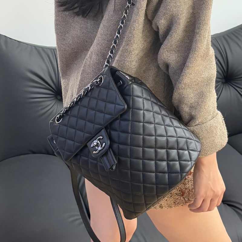 美到窒息🥹限量售出🈶購證Chanel香奈兒黑銀菱格紋小號薩爾茲堡後背雙肩包-9