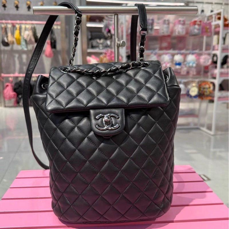 美到窒息🥹限量售出🈶購證Chanel香奈兒黑銀菱格紋小號薩爾茲堡後背雙肩包-13