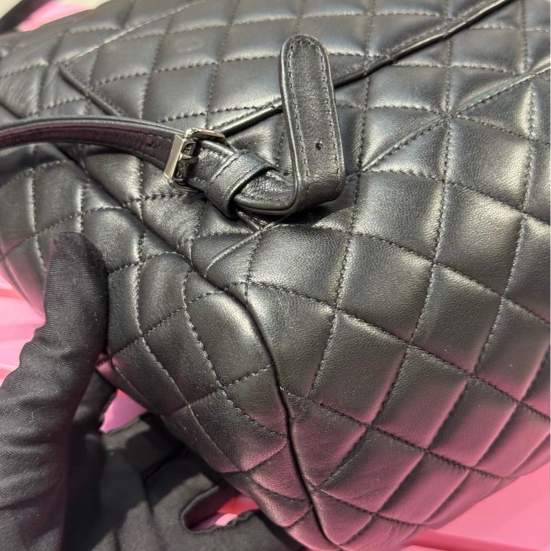 美到窒息🥹限量售出🈶購證Chanel香奈兒黑銀菱格紋小號薩爾茲堡後背雙肩包-18