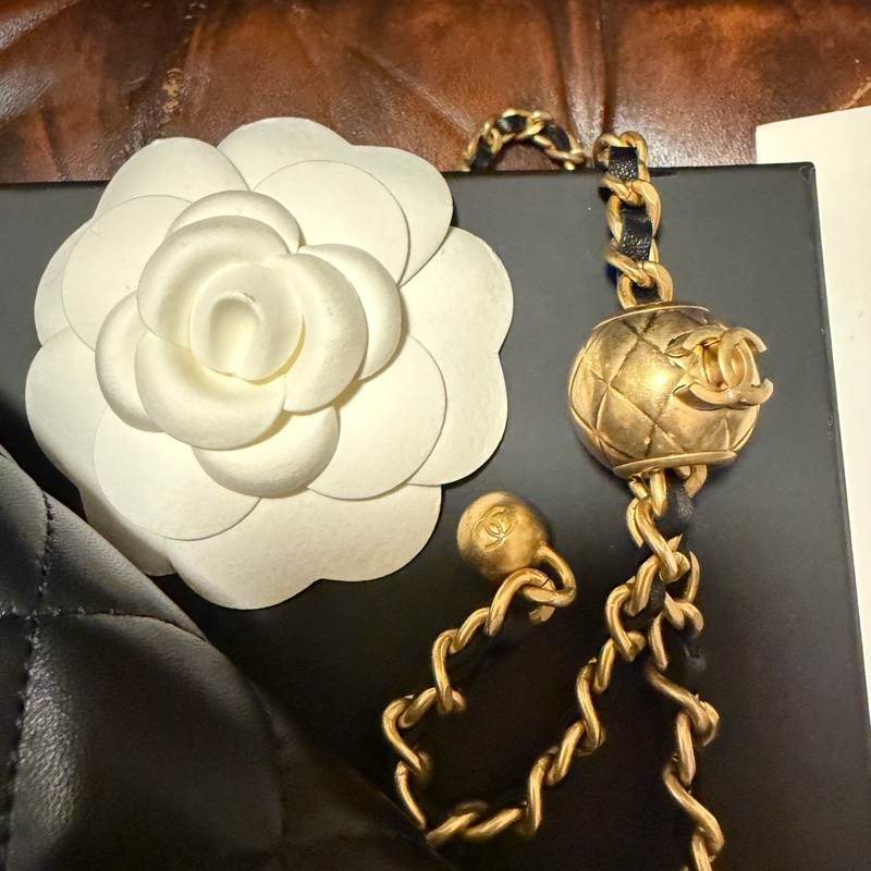 全新台灣專櫃購入 CHANEL 香奈兒 黑色小羊皮 金球鏈帶皮夾 黑色金球 WOC 黑色金鏈 鏈帶可調式 金球款 全配有購證 全球5年保固-16
