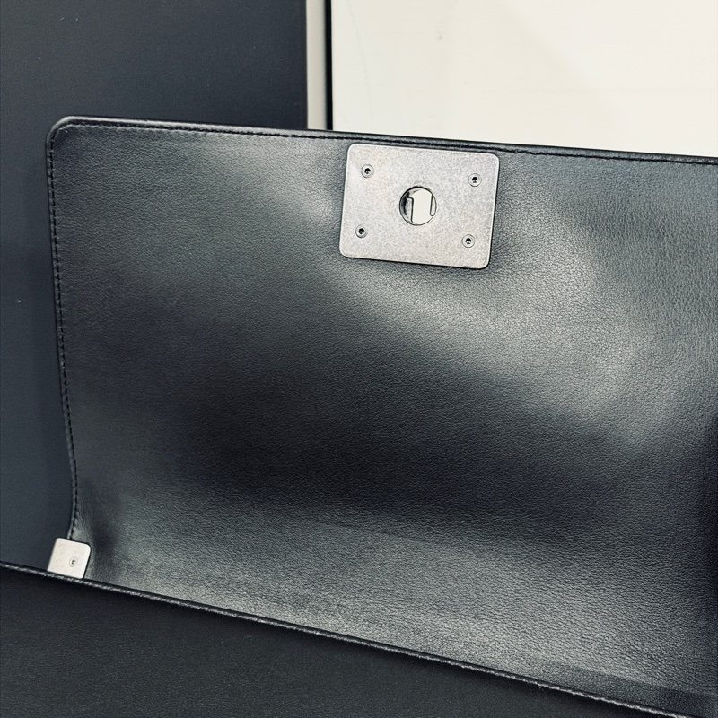 #23年芯片款 #全皮內裡 #近新閒置 香奈兒黑銀leboy25中號 #全網最低甩賣💰-14