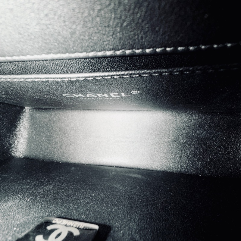 #23年芯片款 #全皮內裡 #近新閒置 香奈兒黑銀leboy25中號 #全網最低甩賣💰-16