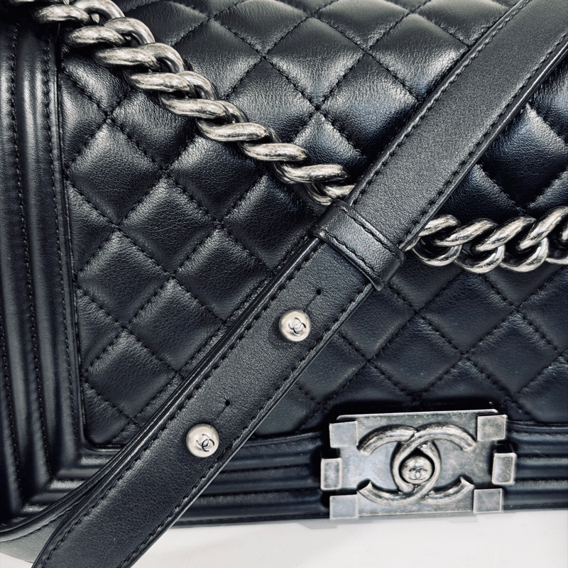 #23年芯片款 #全皮內裡 #近新閒置 香奈兒黑銀leboy25中號 #全網最低甩賣💰-17