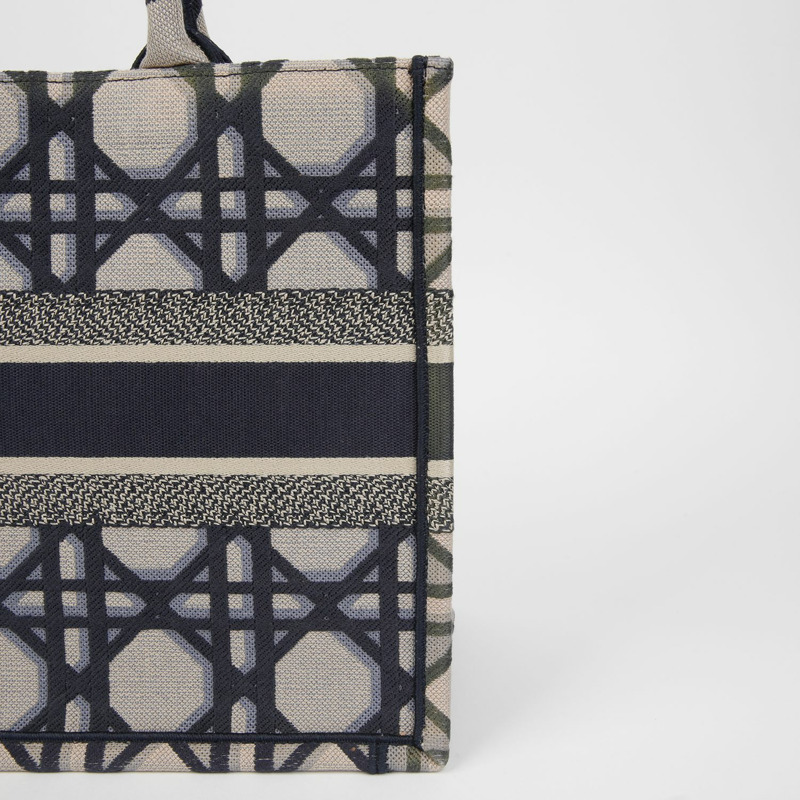 DIOR M1296ZZAU 中號手提包-7