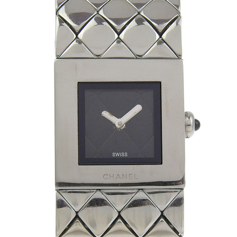 香奈兒 Matelasse H0009 女士腕錶，不鏽鋼錶殼，石英機芯，指針式顯示，黑色錶盤