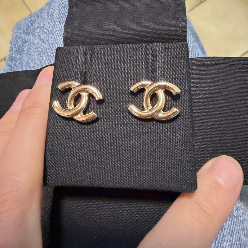 chanel 25P淡金扣耳環-0