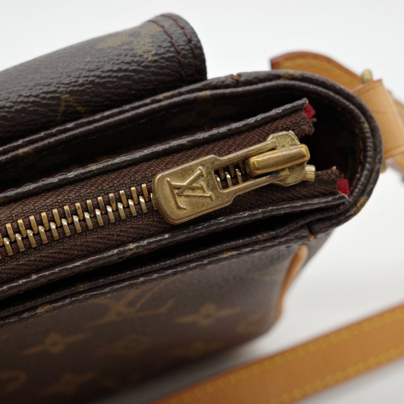 Louis Vuitton 路易威登 Viva Cite 經典老花棕色 帆布 小牛皮 豆腐包 單肩包 小方包-4