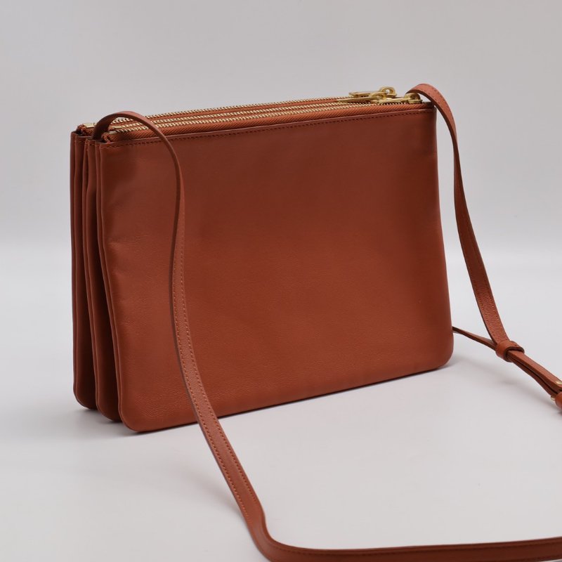 CELINE Trio多隔層斜背包 - 焦糖棕-1