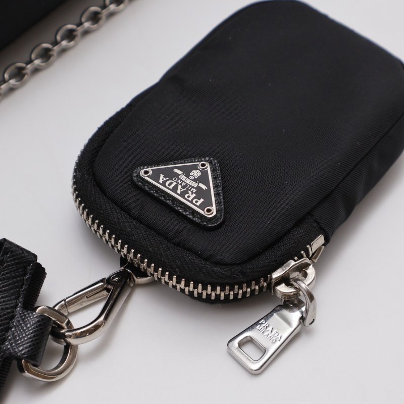 PRADA 經典三合一尼龍斜背包 - 黑銀-3