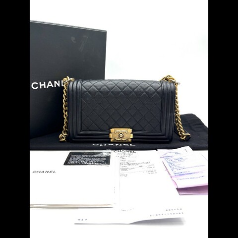 CHANEL Leboy 中號 黑色小牛皮菱格紋金扣肩背包