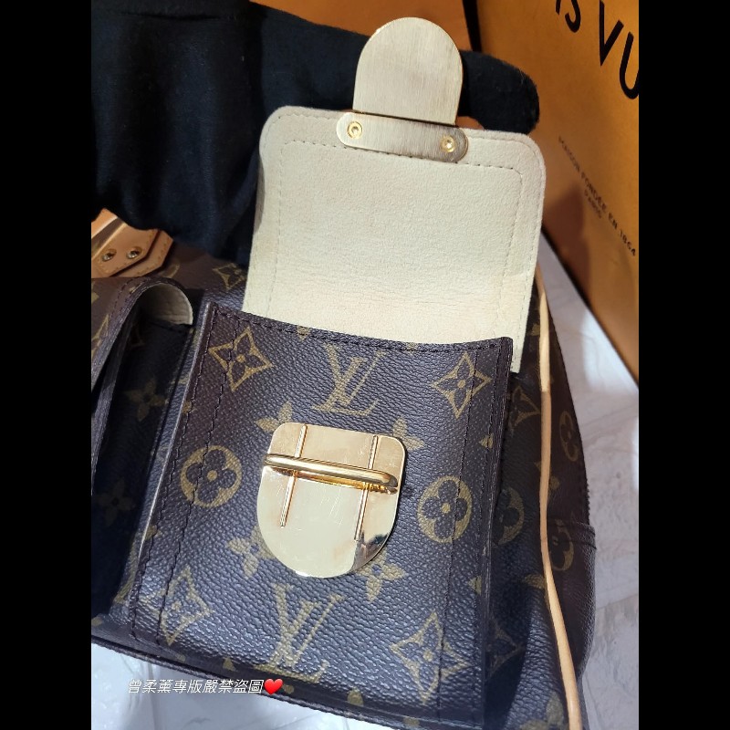 💜 Louis Vuitton LV 經典曼哈頓包小款-17