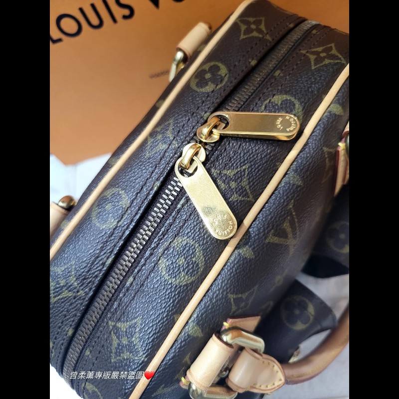 💜 Louis Vuitton LV 經典曼哈頓包小款-21
