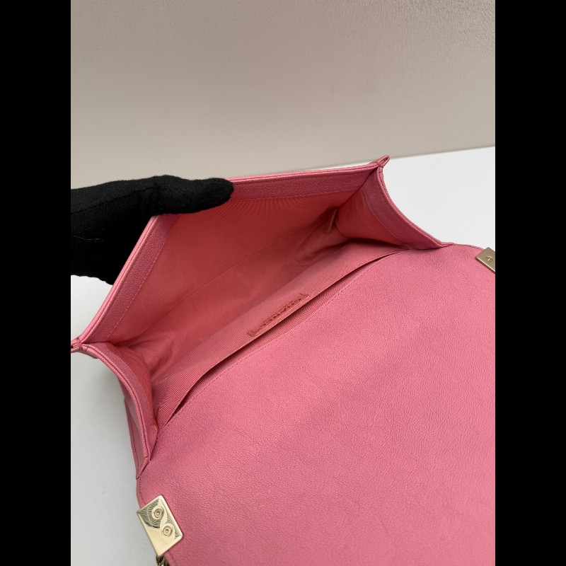 Chanel 粉色荔枝牛皮金扣 中號 魚子醬Leboy 肩背包斜背包-28