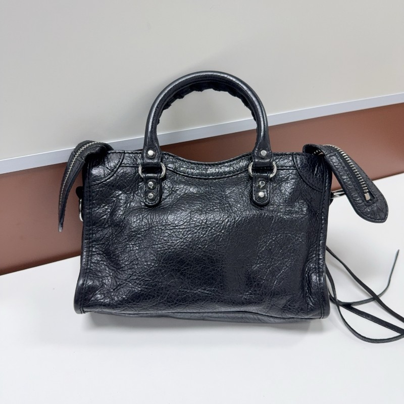 Balenciaga Supermini city機車包 nano稀少款-1