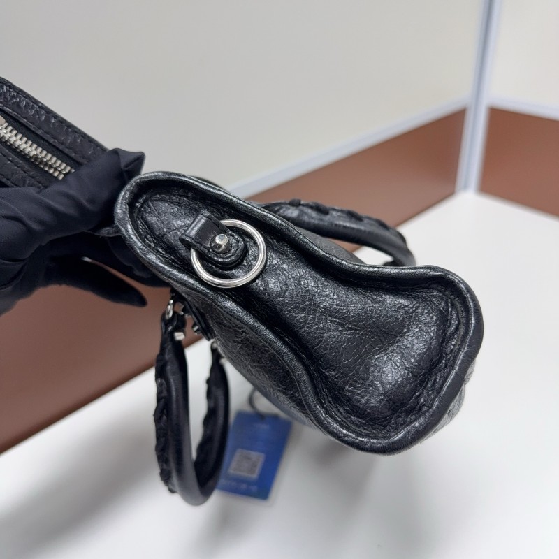 Balenciaga Supermini city機車包 nano稀少款-7