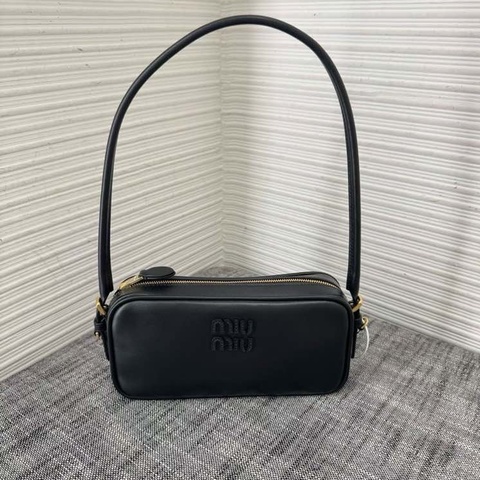 促銷品 Miu Miu 皮革手提袋