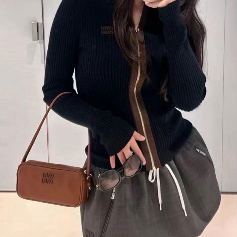 促銷品 Miu Miu 皮革手提袋-4