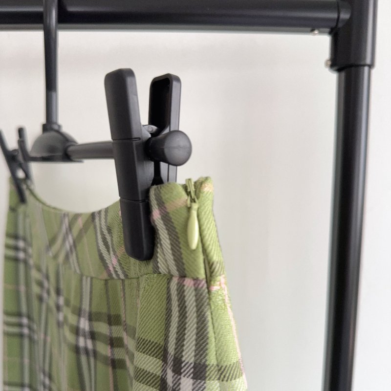 Burberry Blue Label 蘋果綠中長裙｜二手狀況優良-1