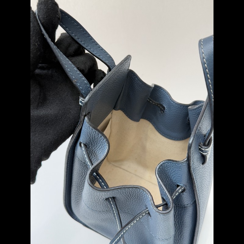 LOEWE 藍色牛皮hammock mini 手提包吊床包-22