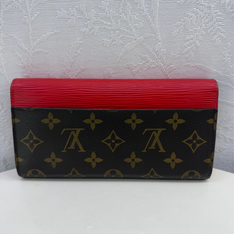 Louis Vuitton long wallet-3