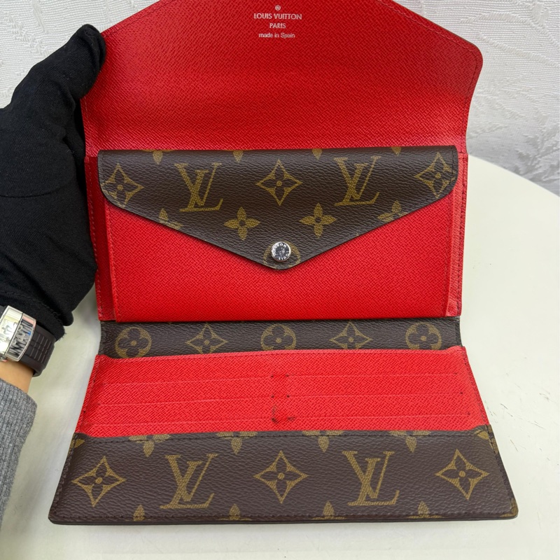 Louis Vuitton long wallet-11