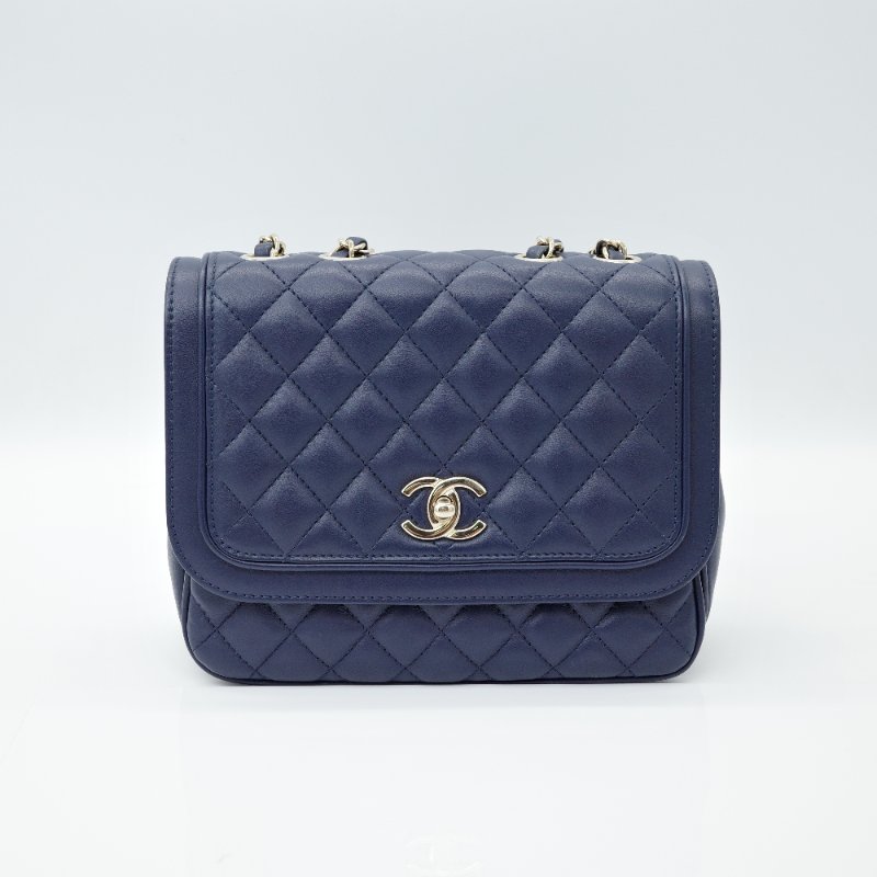 【CP 精選🌟小編推薦】nel 香奈兒 Classic Flap 22cm 方型 海軍藍 深藍色 淡金釦 鏈條包 單肩包 斜背包-2