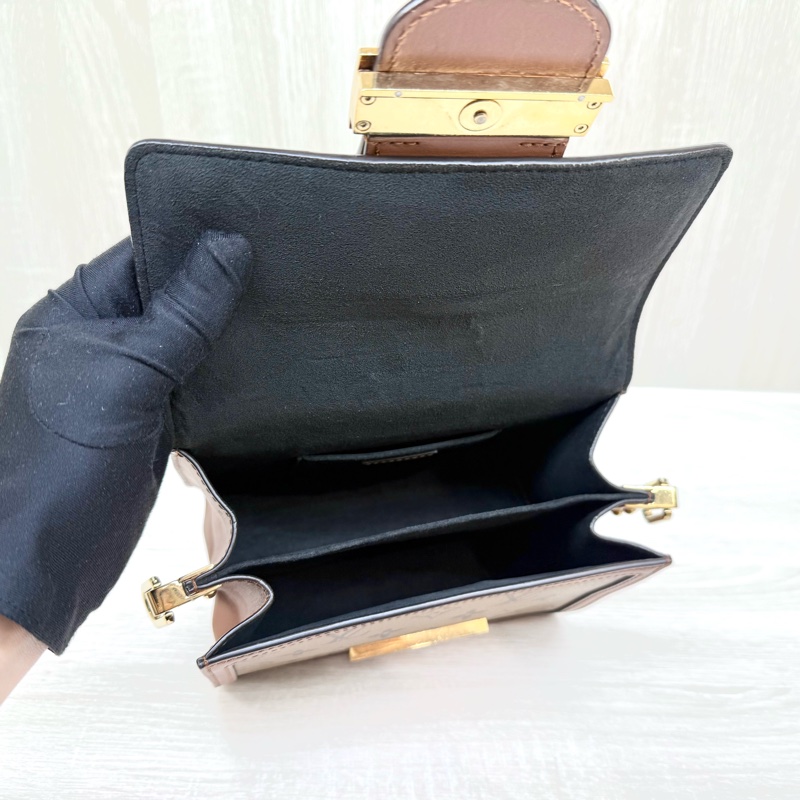 LV老花雙色mini達芙妮M45959-6