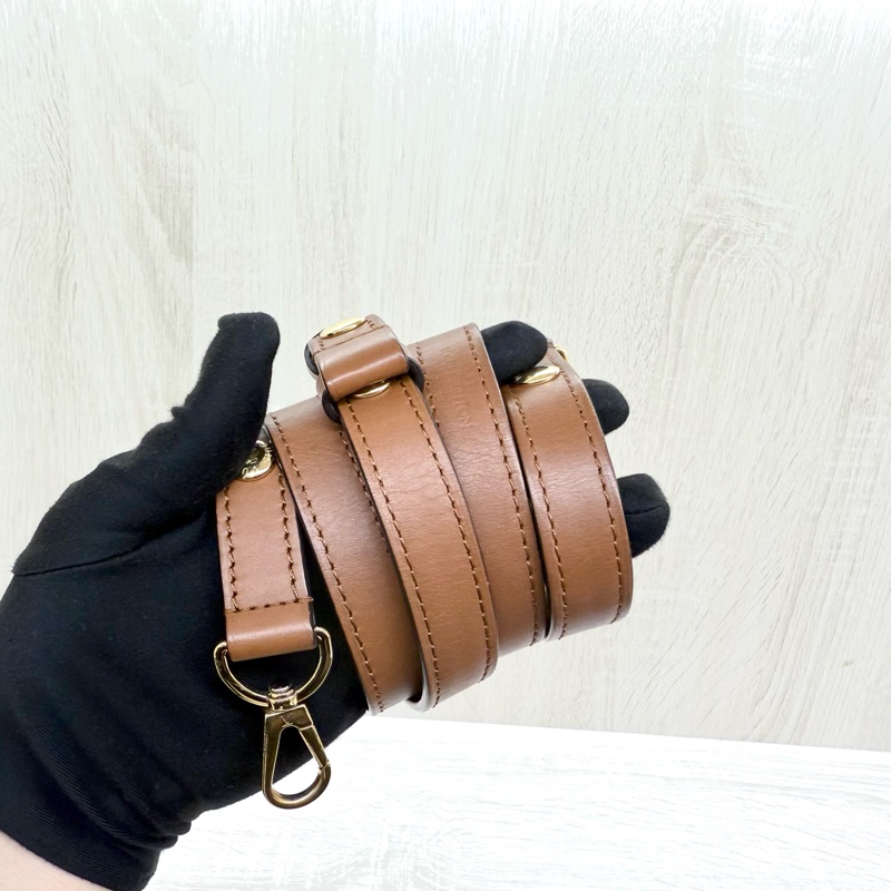 LV老花雙色mini達芙妮M45959-9