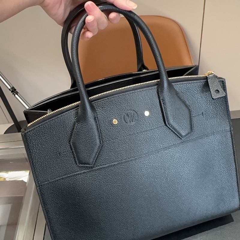 99新 LV路易威登經典CITY單肩斜跨手提公文-5