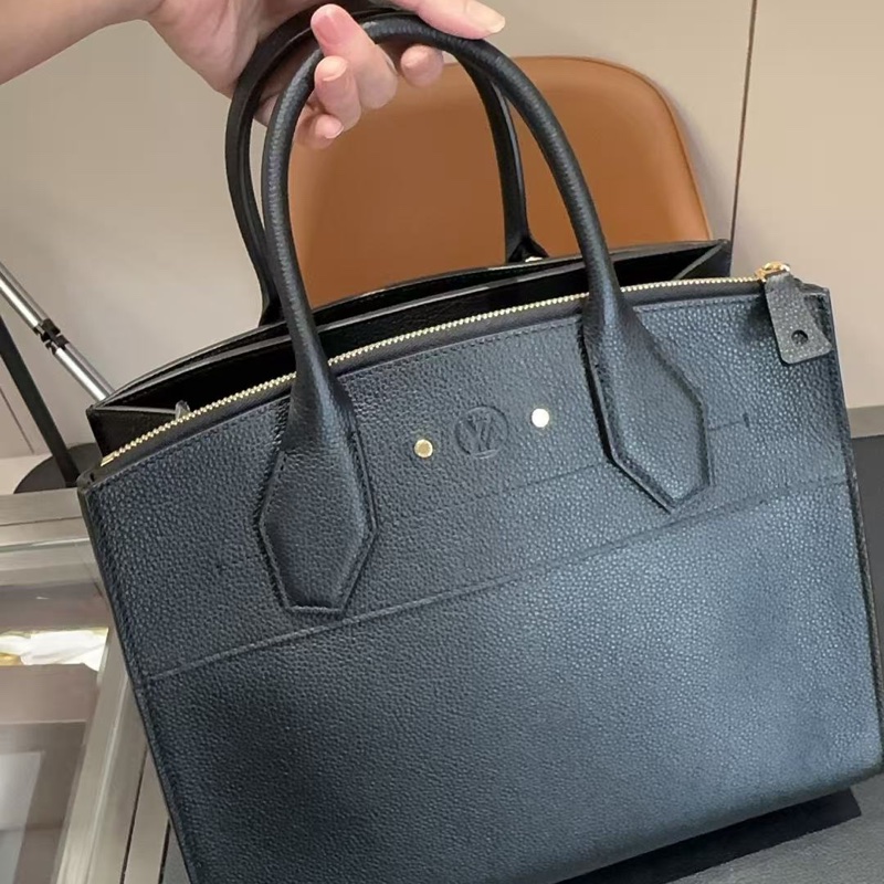 99新 LV路易威登經典CITY單肩斜跨手提公文-6