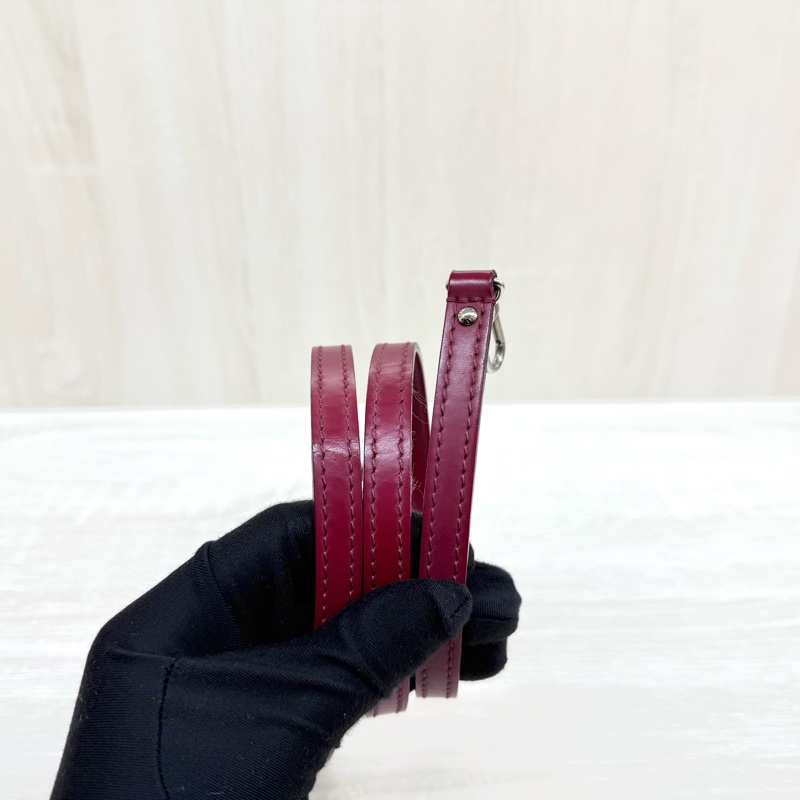 LV紫紅色EPI牛皮銀扣ALMA BB手提側背貝殼包/M50631-13