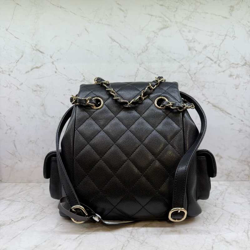 CHANEL黑金荔枝皮炸藥後揹包 _ 晶片-1