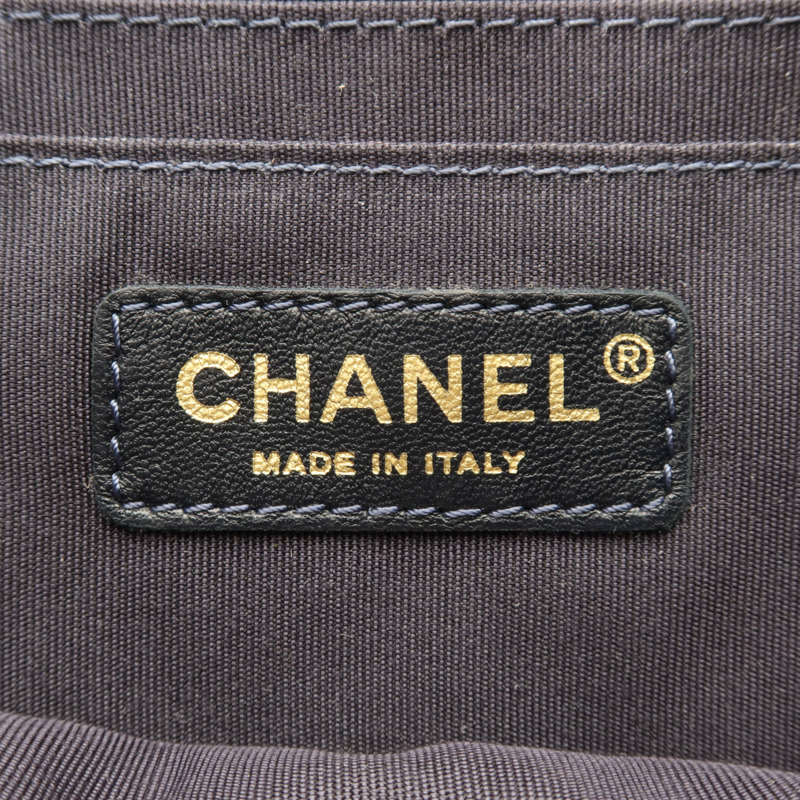 CHANEL 牛仔布Backpack金扣背包-10