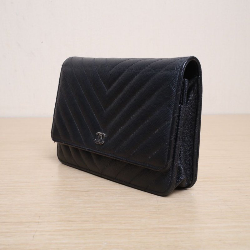 CHANEL CFWOC1925開黑色荔枝牛皮銀扣肩背包-4