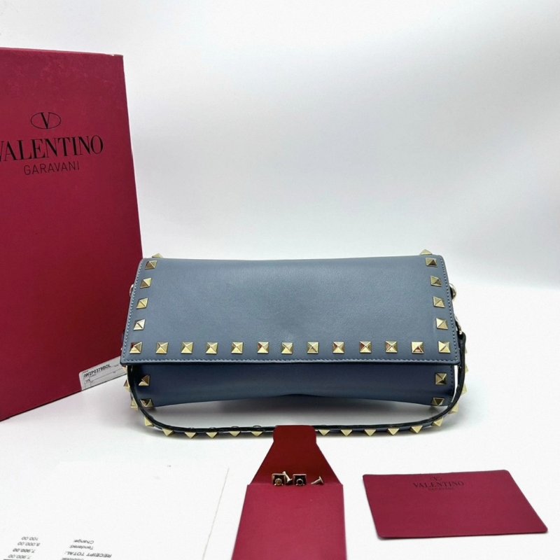 VALENTINO 鉚釘鏈條腋下包23*11*2.5 99新配件盒子備用鉚釘-0