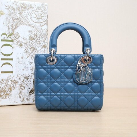DIOR Lady戴妃包四格湖藍色羊皮琺瑯扣2020肩背包