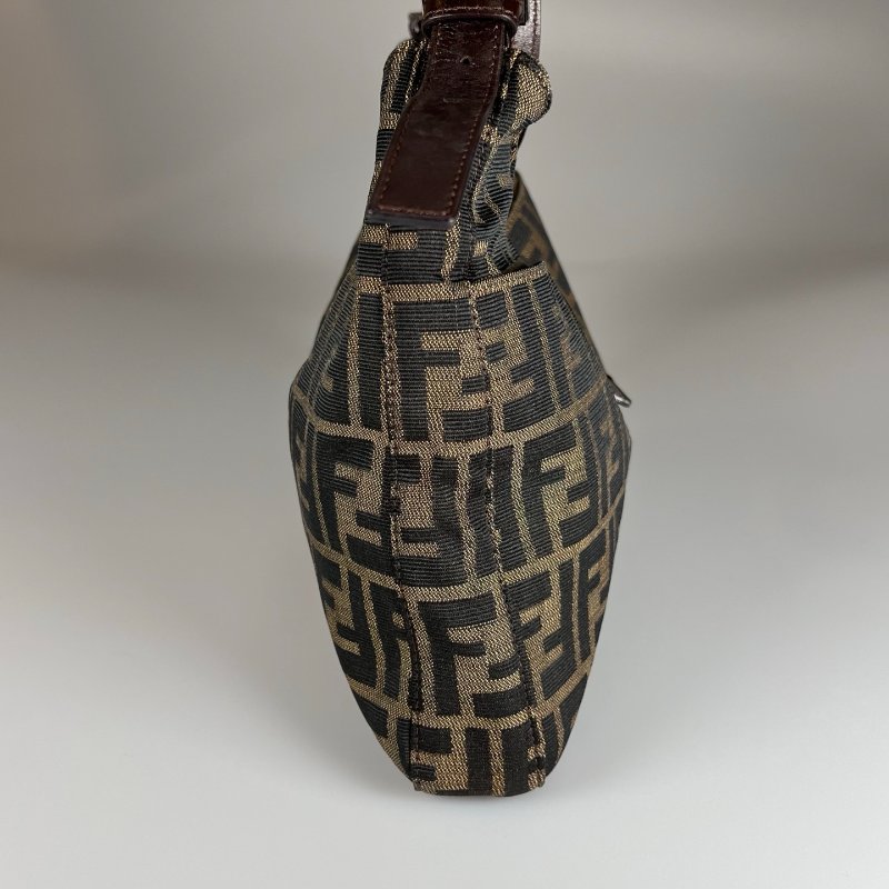 FENDI VINTAGE滿版老花帆布單肩包-3