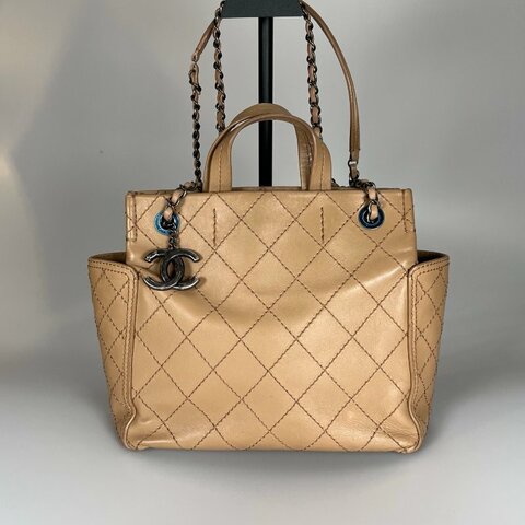 CHANEL 粗菱格紋小托特包 膚色21開