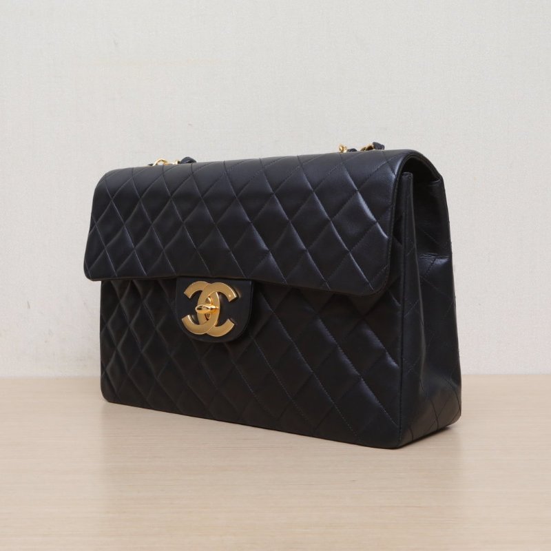 CHANEL 中古黑金羊貝嫂34黑色羊皮2開金扣肩背包-3