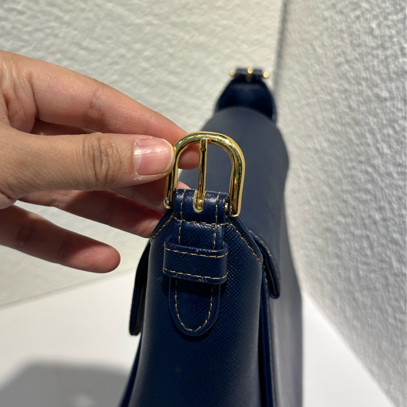 Valentino Garavani bag-9