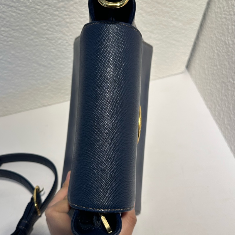 Valentino Garavani bag-11