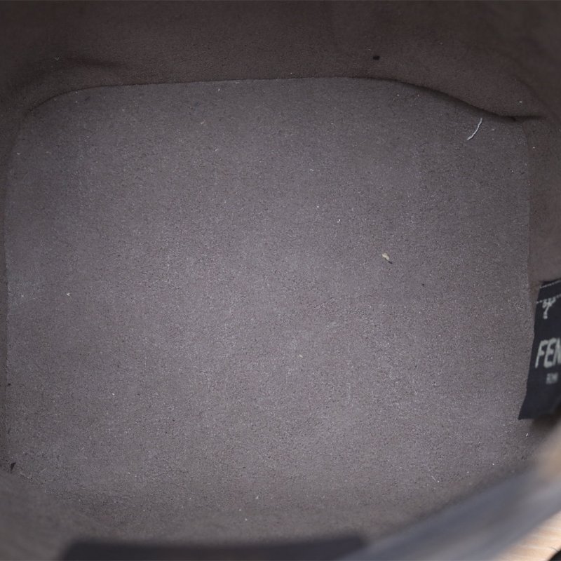 FENDI MONTRESOR迷你水桶包牛皮金扣老花肩背包-2