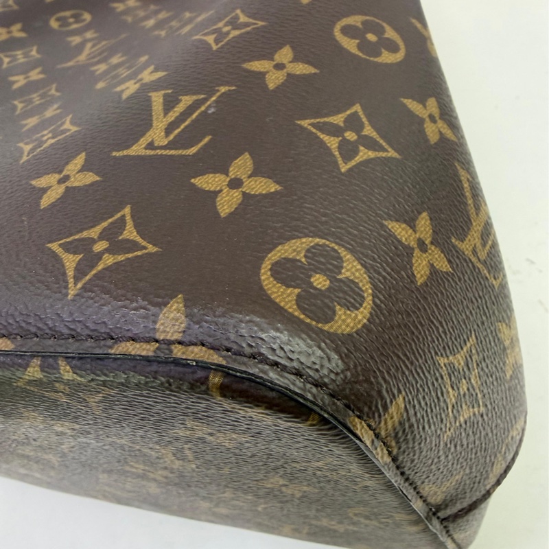 Louis Vuitton NéoNoé MM Monogram 帆布水桶包。-15