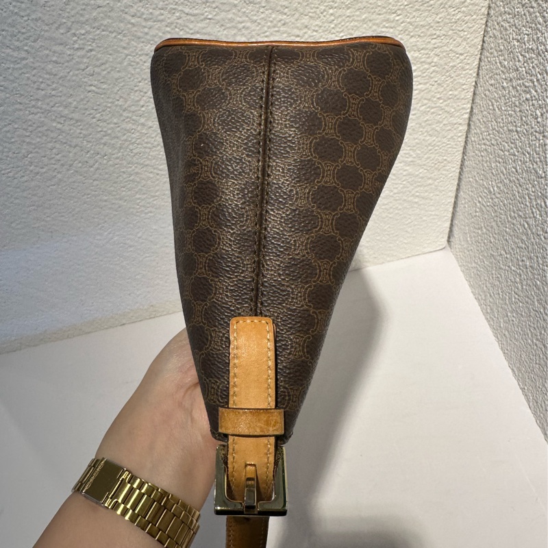 Celine vintage餃子包飯盒包-10