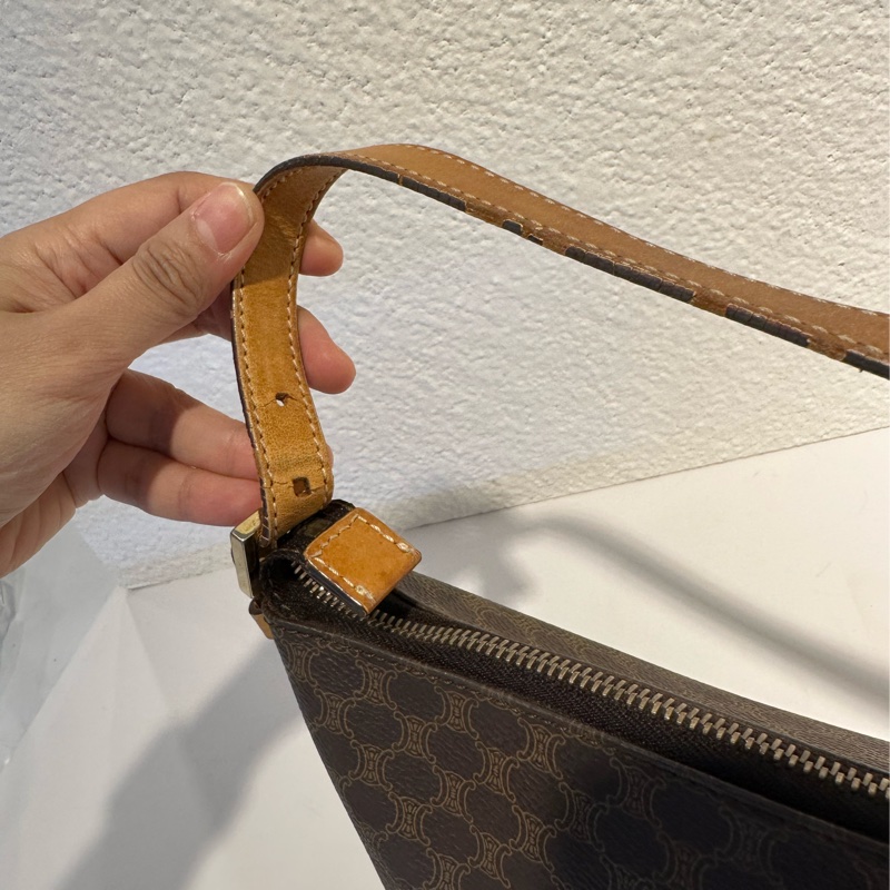 Celine vintage餃子包飯盒包-17