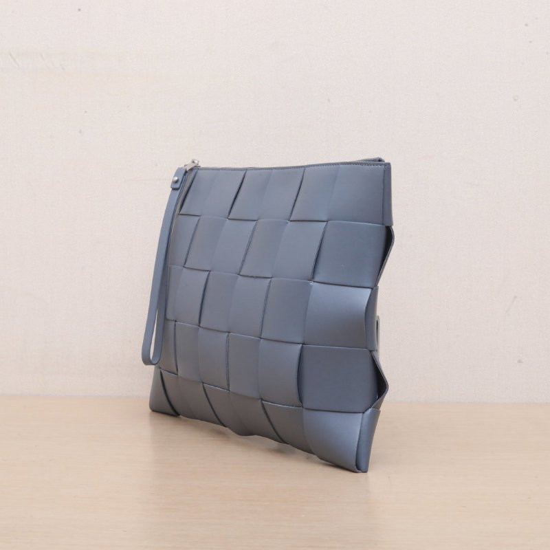 BOTTEGA VENETA 灰色羊皮新款編織手拿包肩背包-2