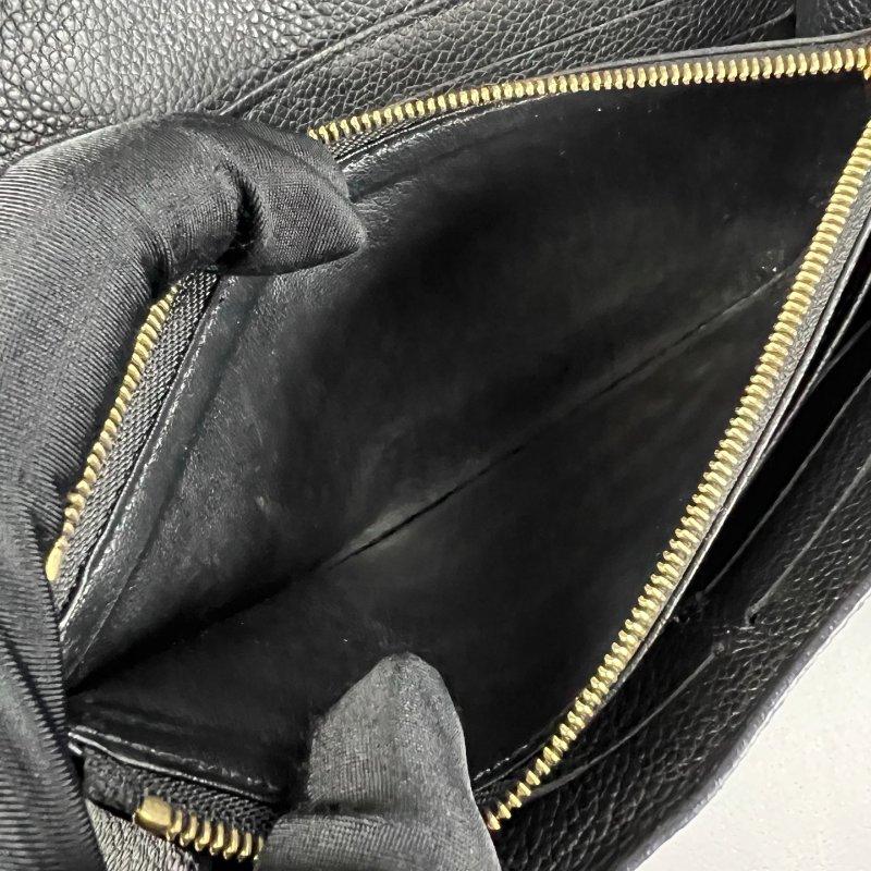 LV M80496/晶片款 Sarah黑壓紋信封掀蓋長夾-6